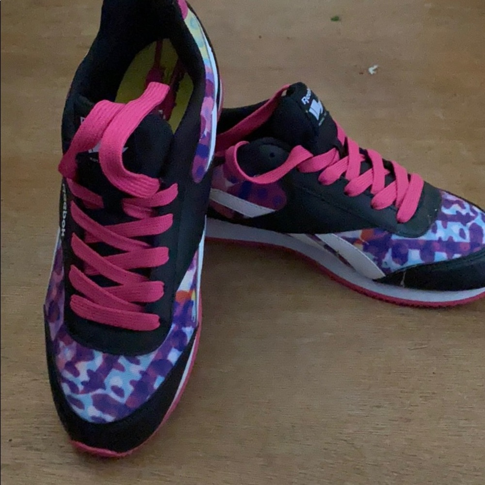 Reebok Sneakers